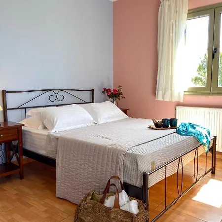 Carousos בית נופש *